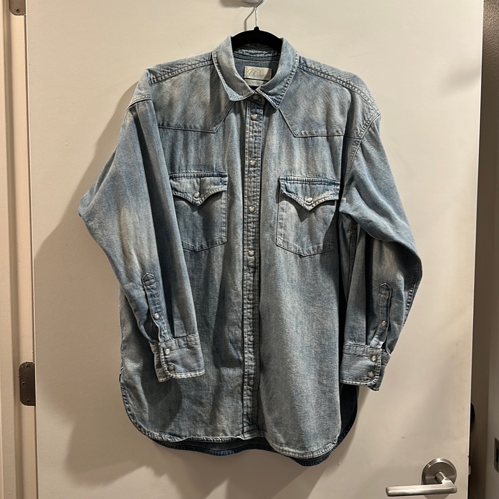J Crew Ladies Relaxed Fit Denim Shirt